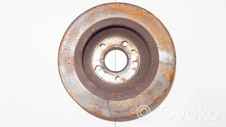 Volvo V70 Rear brake disc neventiliuojamas