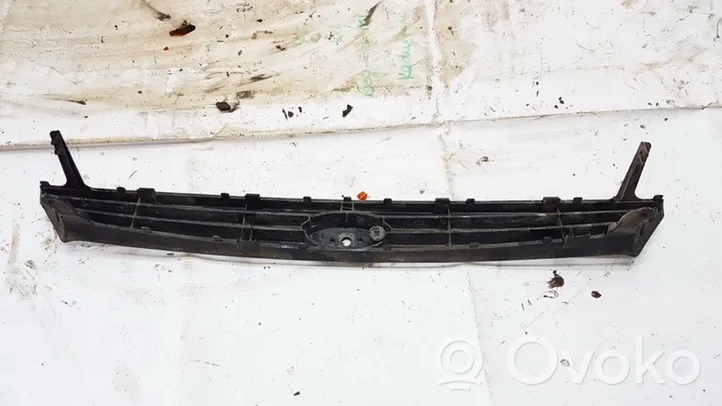 Ford Focus Grille de calandre avant 