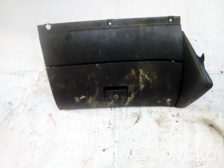 Volkswagen Golf IV Glove box 1j1857101