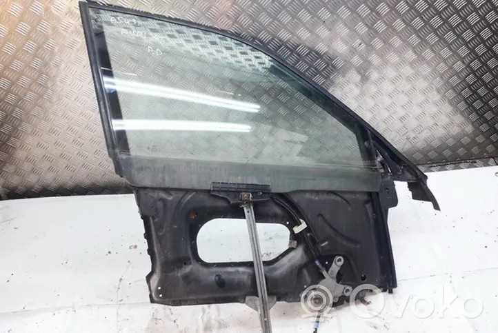 Audi A6 S6 C4 4A Front door window/glass frame 