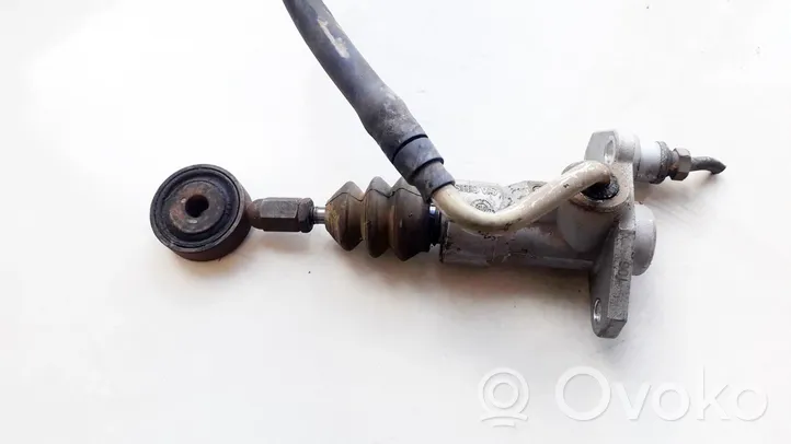 Audi A4 S4 B5 8D Główny cylinder sprzęgła 8d1721401