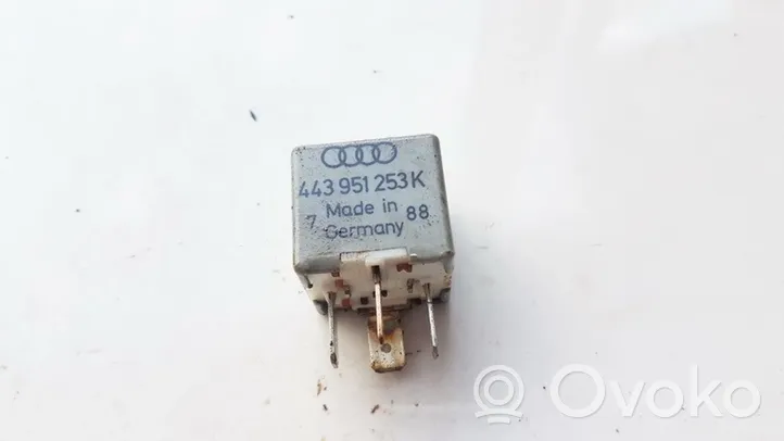 Audi 80 90 B3 Muu rele 443951253K