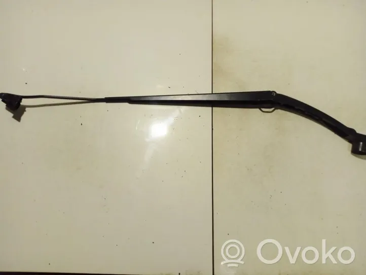 Renault Kadjar Front wiper blade arm 