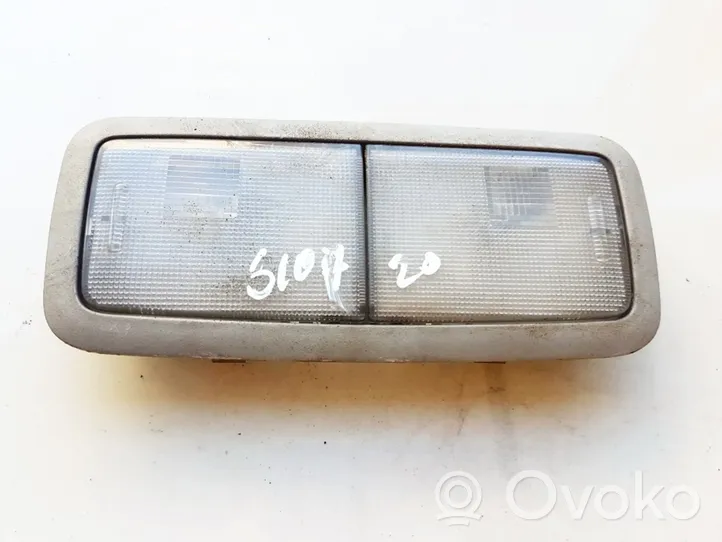 Toyota Avensis T270 Illuminazione sedili anteriori 8125005030