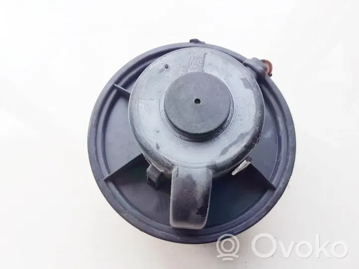 Audi A4 S4 B5 8D Ventola riscaldamento/ventilatore abitacolo 893819021