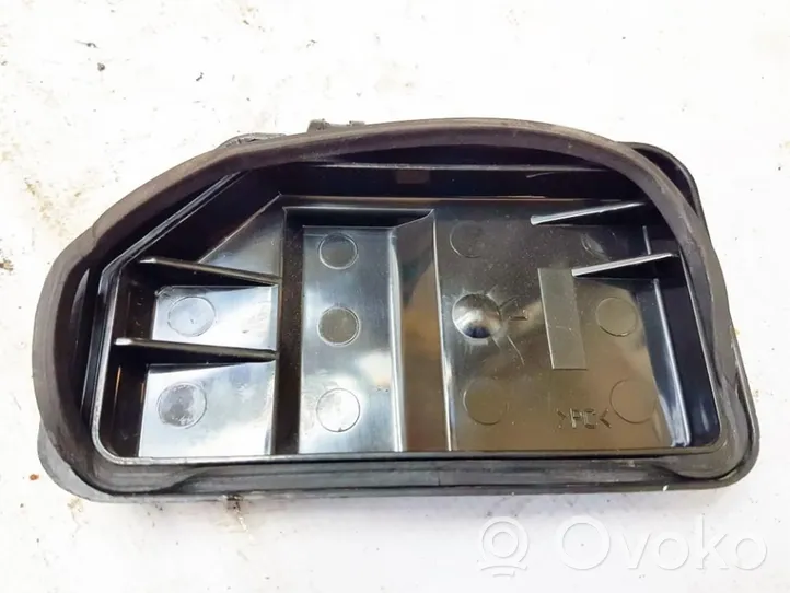 Ford Focus Osłona żarówki lampy przedniej 