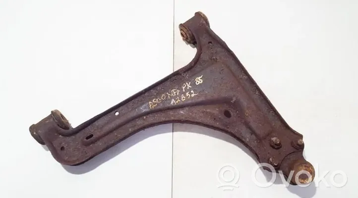 Opel Ascona C Braccio di controllo sospensione anteriore inferiore/braccio oscillante 