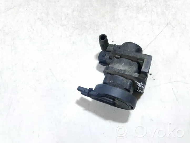 Opel Sintra Turbo solenoid valve 4522371
