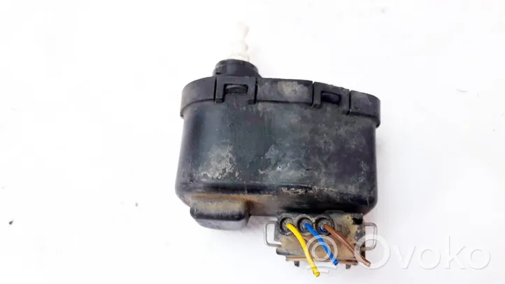 Volkswagen Golf III Headlight level adjustment motor 1H0941295