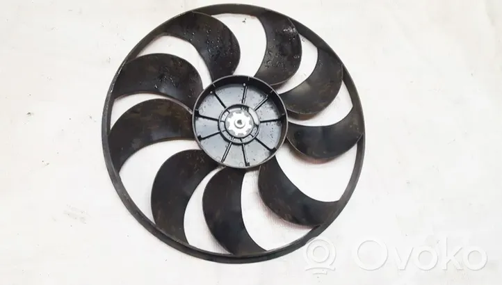 Nissan X-Trail T31 Hélice moteur ventilateur 