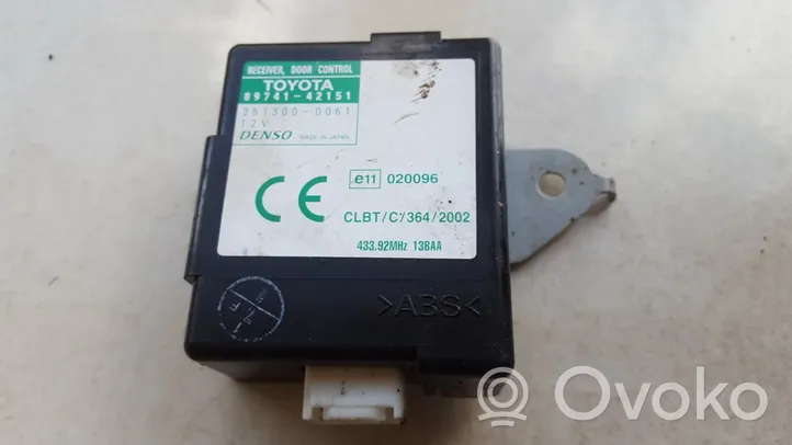 Toyota RAV 4 (XA20) Durų elektronikos valdymo blokas 8974142151