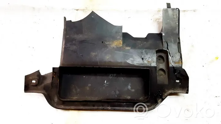 Ford Focus Variklio dangtis (apdaila) XS406C646BG