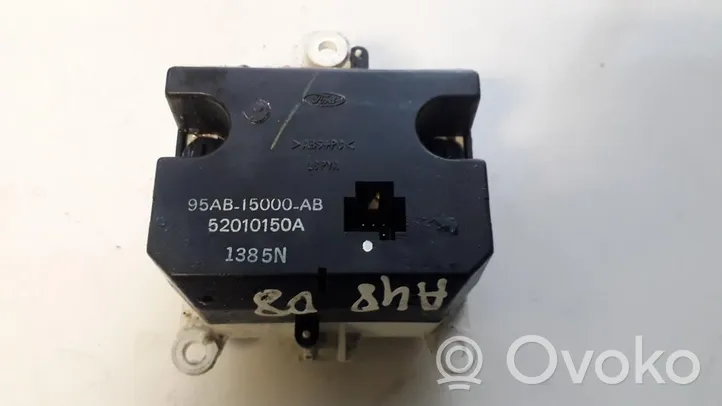 Ford Escort Monitori/näyttö/pieni näyttö 5AB15000AB