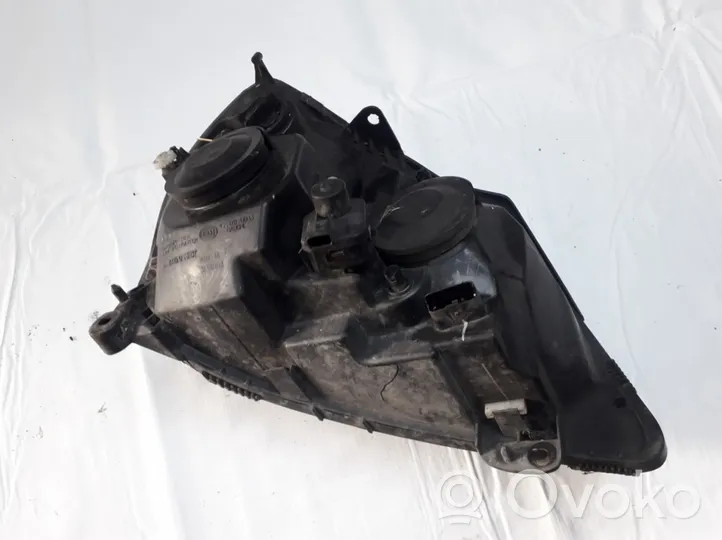 Renault Clio II Lampa przednia 15601700LI