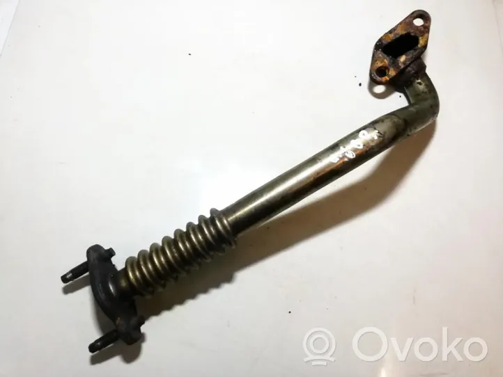 Nissan Primera Tuyau de raccordement solide EGR 