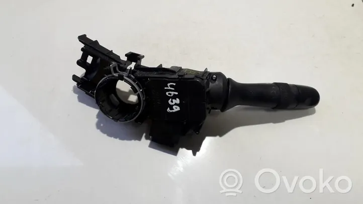 Toyota Verso Leva indicatori 0520017f421