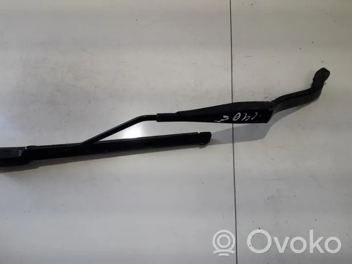 Ford Kuga I Front wiper blade arm 8V4117526BD