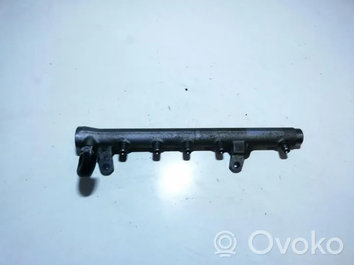 Audi A1 Fuel main line pipe r03l125a