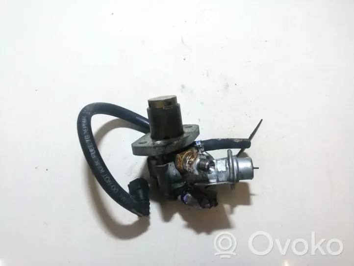 Lexus GS 300 350 430 450H Sensor de presión de combustible 2348031011