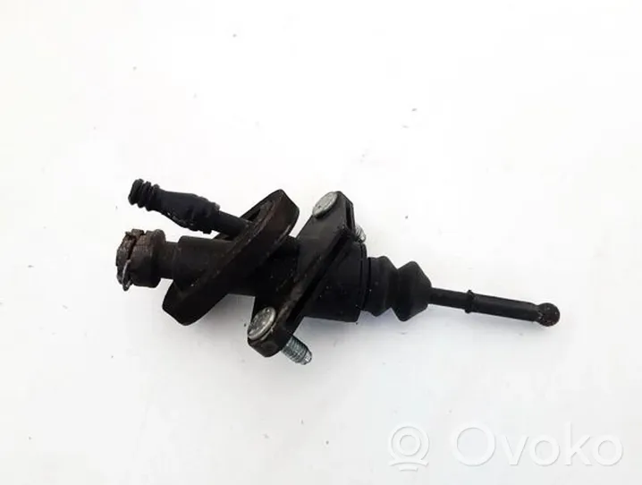 Opel Meriva A Clutch master cylinder 