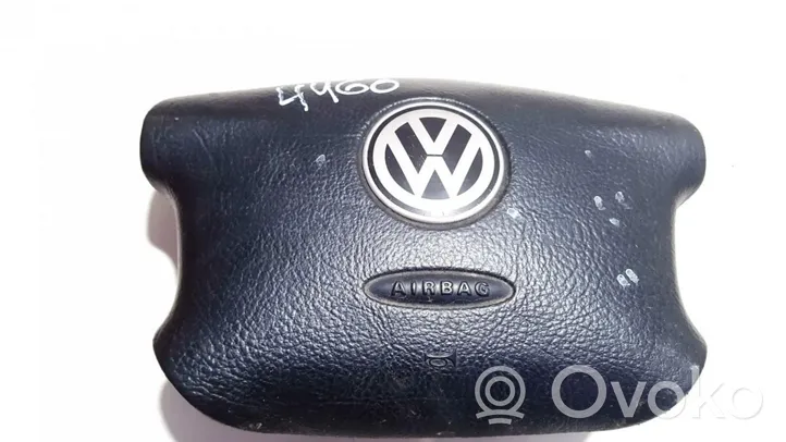 Volkswagen Golf IV Airbag de volant 3B0880201AE