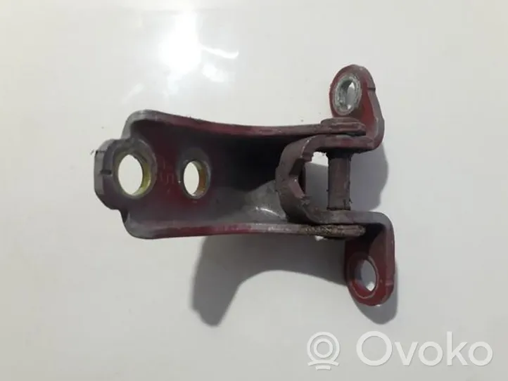 Honda CR-V Front door upper hinge 