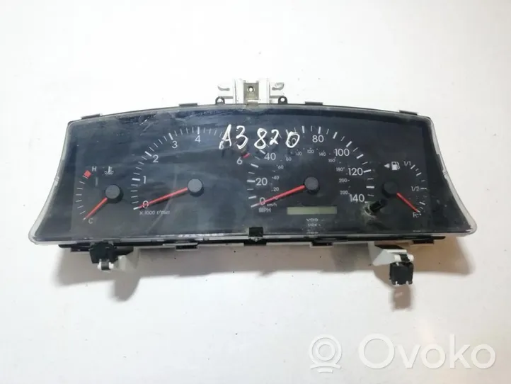 Toyota Corolla E120 E130 Compteur de vitesse tableau de bord 88311338