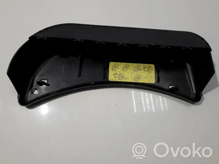 Audi A4 S4 B7 8E 8H Inne części karoserii 8e0011031c