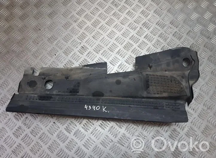 Peugeot 406 Rivestimento del tergicristallo 9617839177