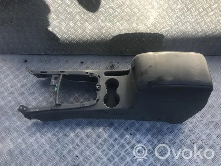 Hyundai Santa Fe Armrest 846812b000