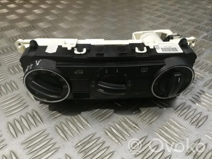 Mercedes-Benz A W169 Ilmastoinnin ohjainlaite A1698301385