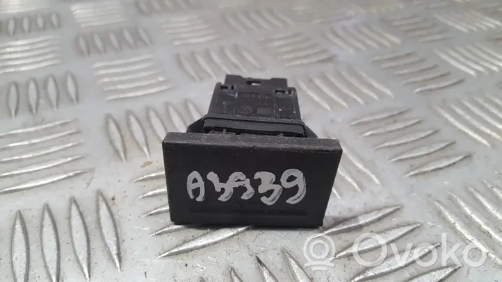 Volkswagen Touareg I Interruptor de encendido/apagado del airbag de pasajero 7L6919235