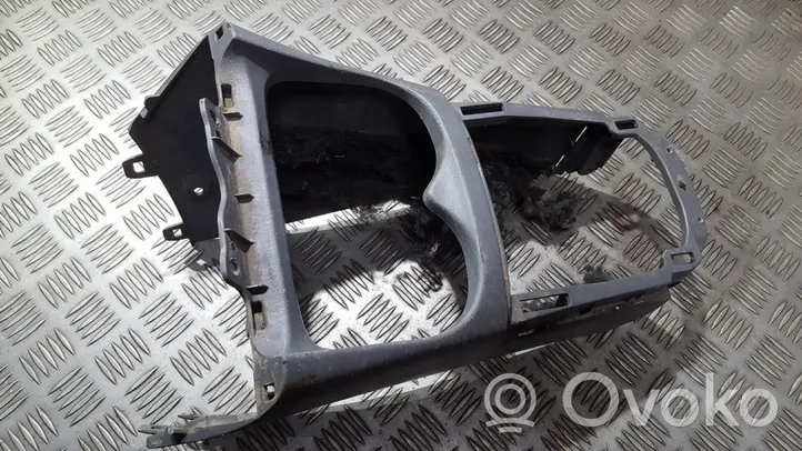 Toyota RAV 4 (XA20) Autres pièces intérieures 5881142020