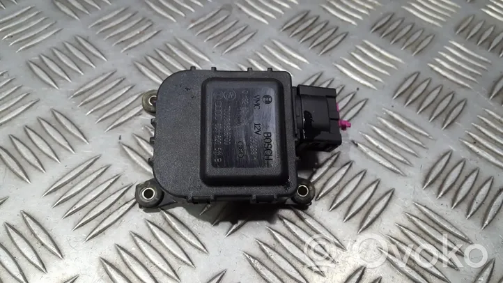 Audi A4 S4 B5 8D Motorino attuatore aria 8d1820511b