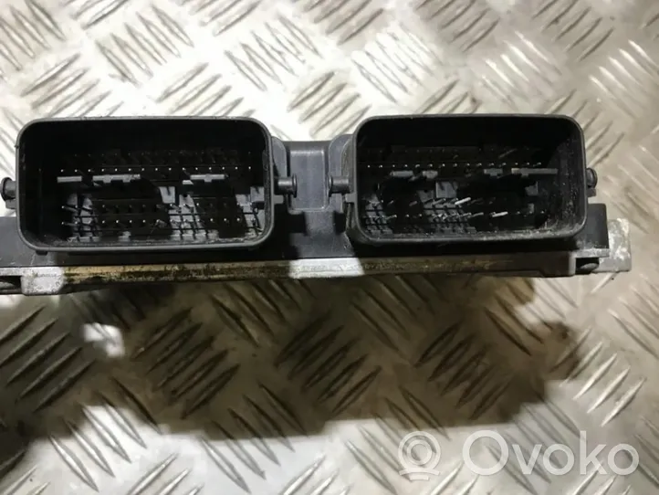 Opel Agila B Sterownik / Moduł ECU 3392051k13