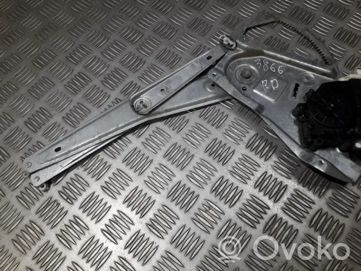 Opel Omega B1 Regulador con motor de la ventanilla de la puerta corredera 90459122