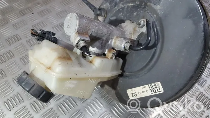 Opel Astra H Główny cylinder hamulca 13142360