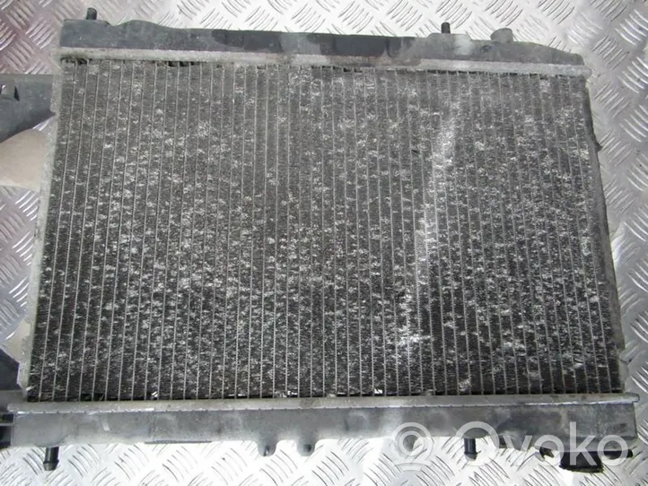 Nissan Almera Dzesēšanas šķidruma radiators 