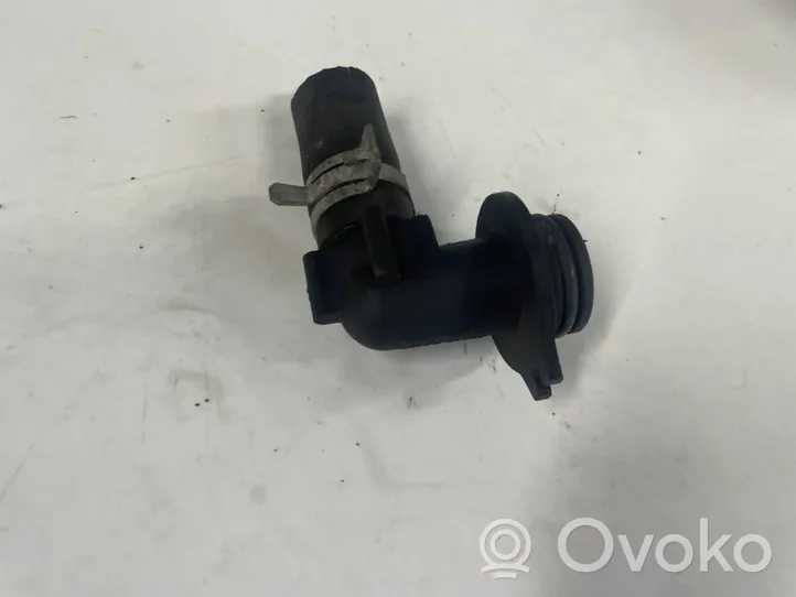 Volvo V50 Tuyau de liquide de refroidissement moteur 6790862670