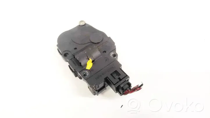 Ford Focus Moteur / actionneur de volet de climatisation 410475520