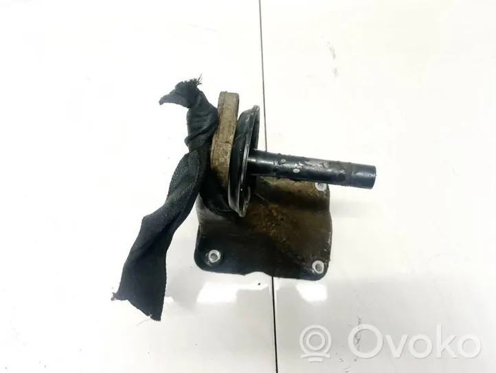 Volkswagen Caddy Support, suspension du moteur 140199354A