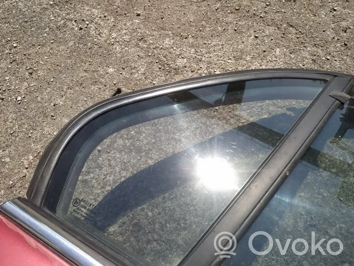 Rover 620 Rear vent window glass 