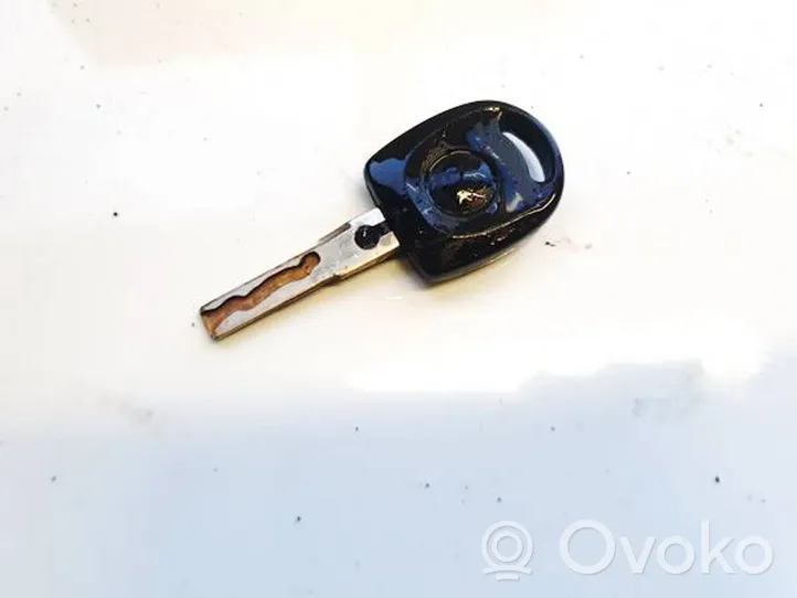 Volkswagen Golf IV Ignition key/card 