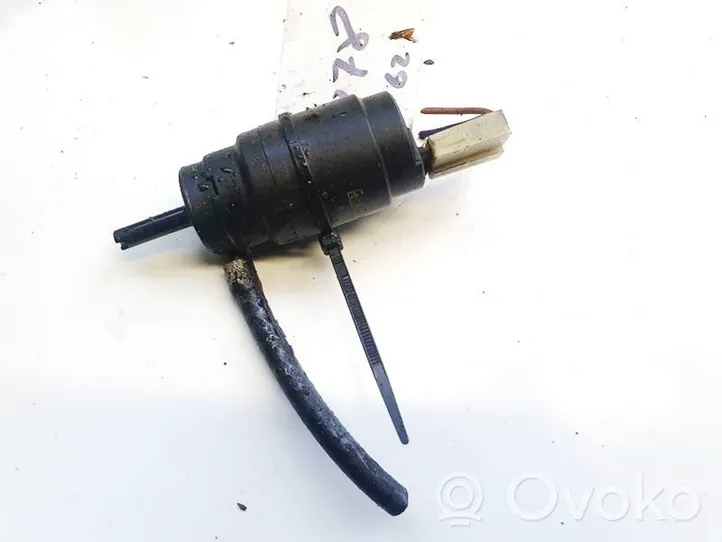 Mercedes-Benz Vito Viano W638 Windscreen/windshield washer pump 03940