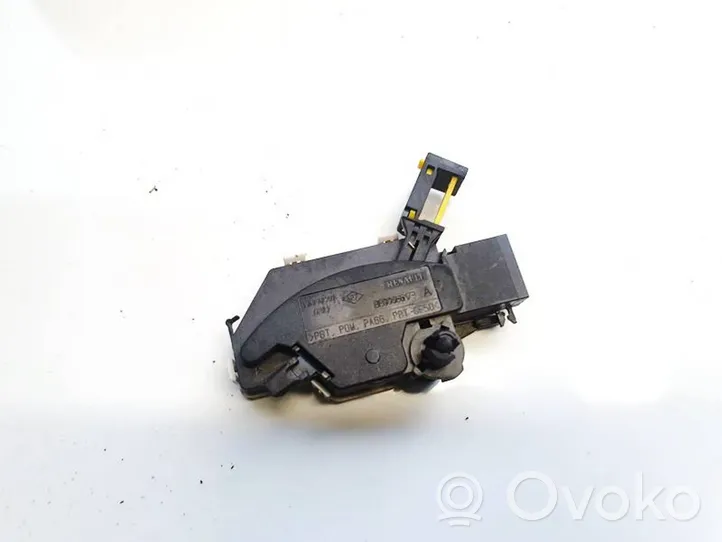 Renault Kadjar Clutch pedal sensor 8200666173a