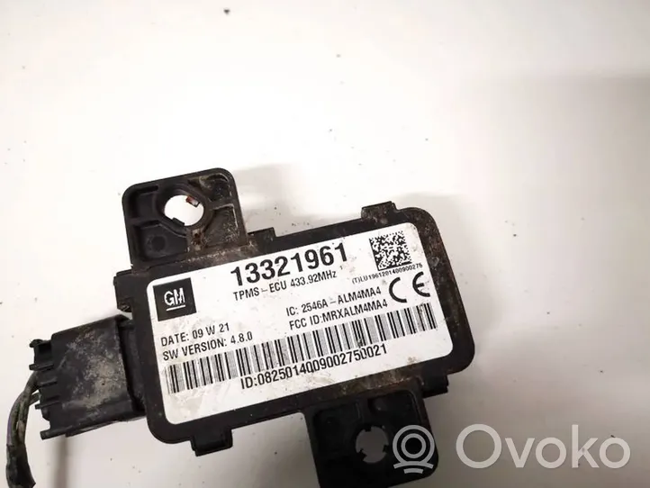 Opel Insignia A Tire pressure sensor 13321961