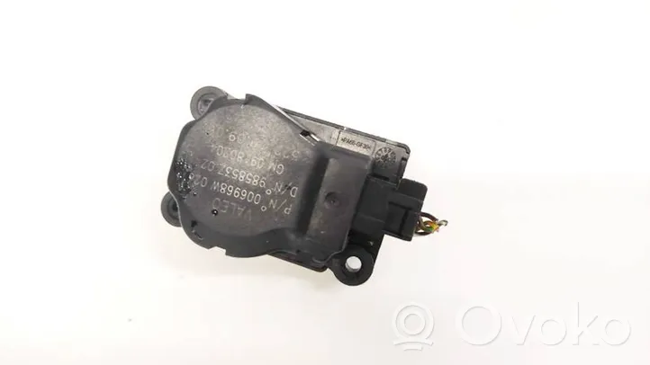 Opel Vectra C Motor/activador trampilla de calefacción 09180204