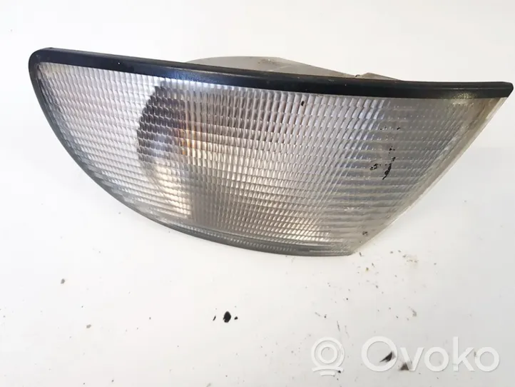 Audi A4 S4 B5 8D Frontblinker 