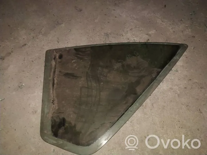 Renault 19 Rear vent window glass 