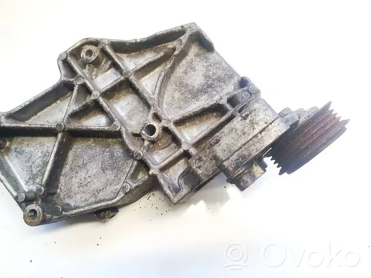 Audi A4 S4 B5 8D Support, suspension du moteur 058260885C